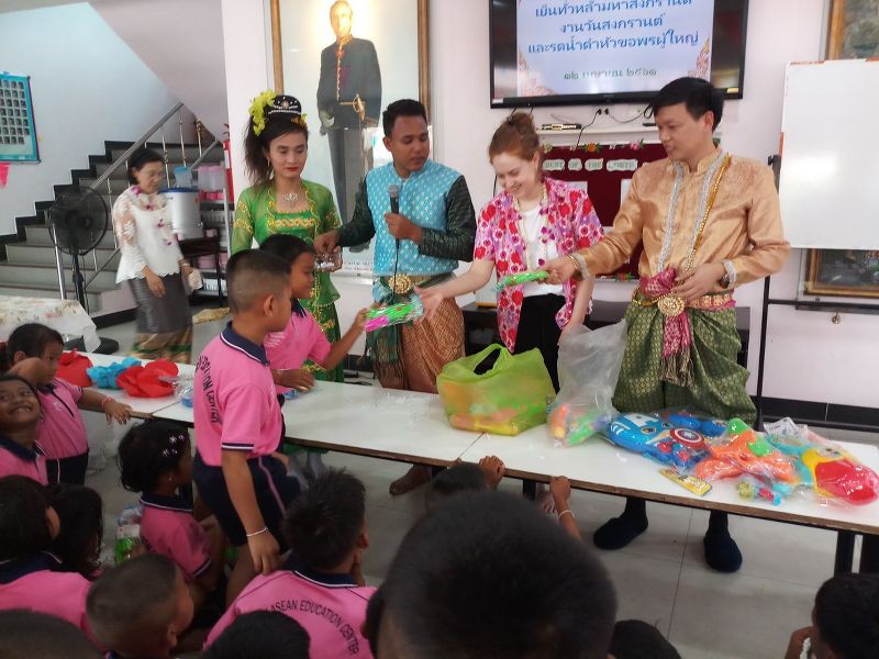 Anna-Louise Hannah in Pattaya